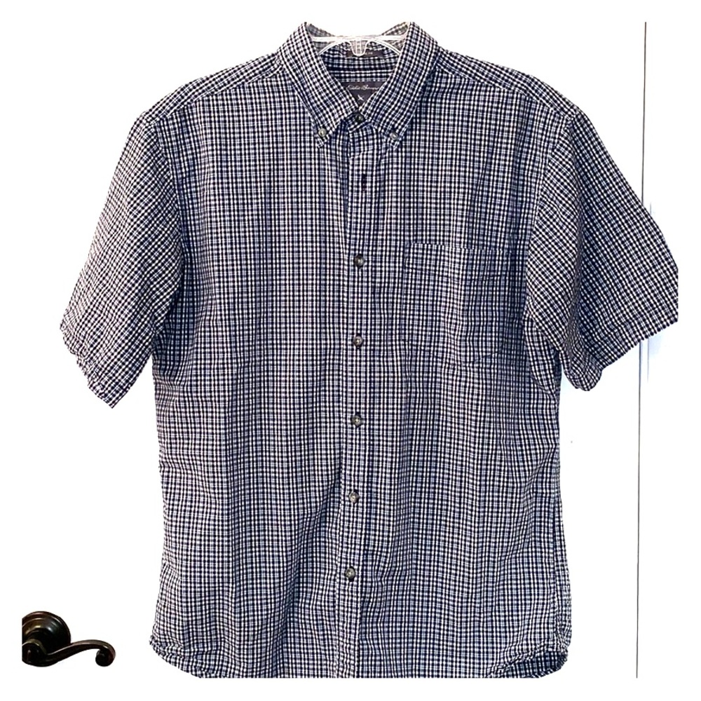 Shirt sleeve button up